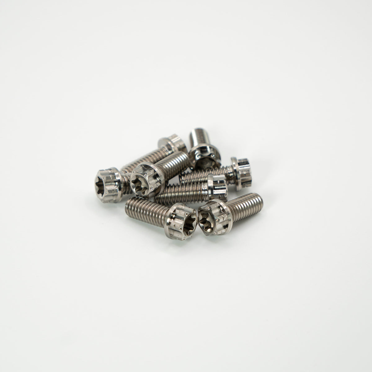 Vis titane Torx M6 × 15